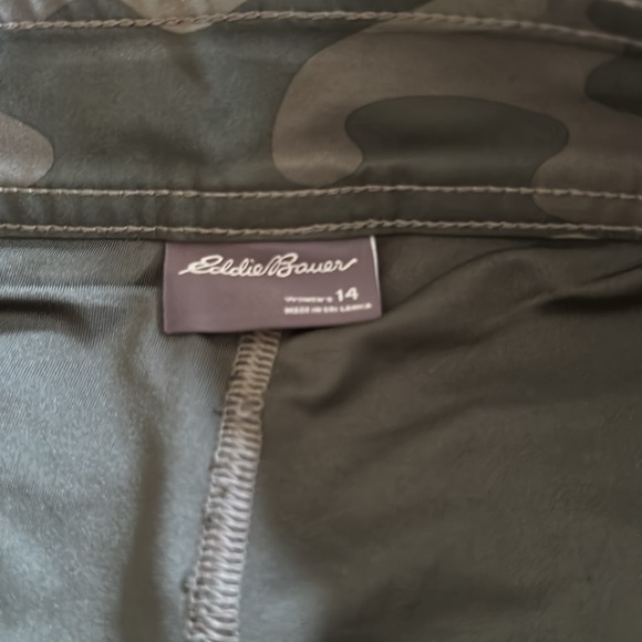 Eddie Bauer camo skort - Picture 3 of 6